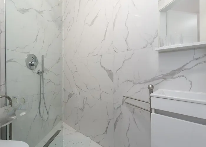 Апартаменти Center Sea *